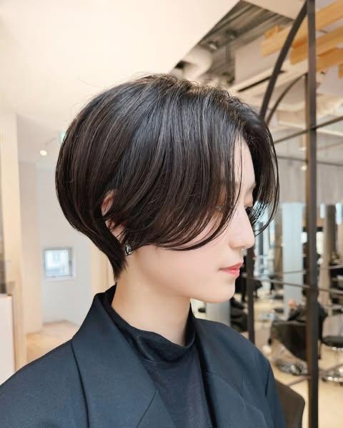 凯发k8官网登录-中性风层次感短发：解锁